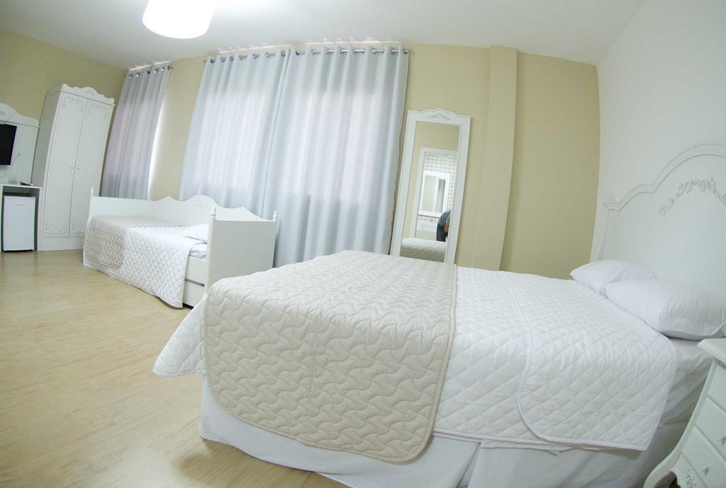 Hotel Oma Zita Forquilhinha Esterno foto